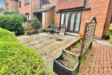 19 Bancroft Place, Stratford-upon-avon, CV37 6YZ