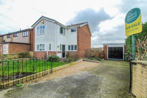 3 bedroom detached house for sale, Lindale Grove, Wakefield WF2