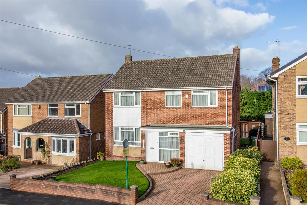 Lennox Drive, Wakefield WF2 4 bed detached house for sale £395,000