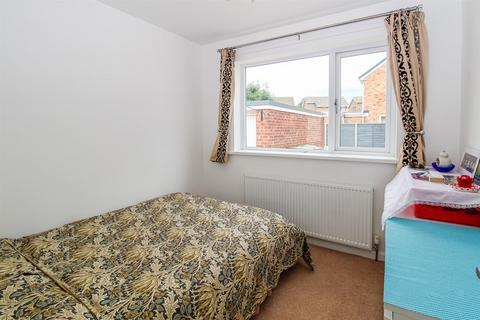 3 Wavell Grove, Wakefield, WF2 6JW