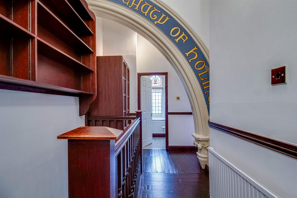 First floor landing
