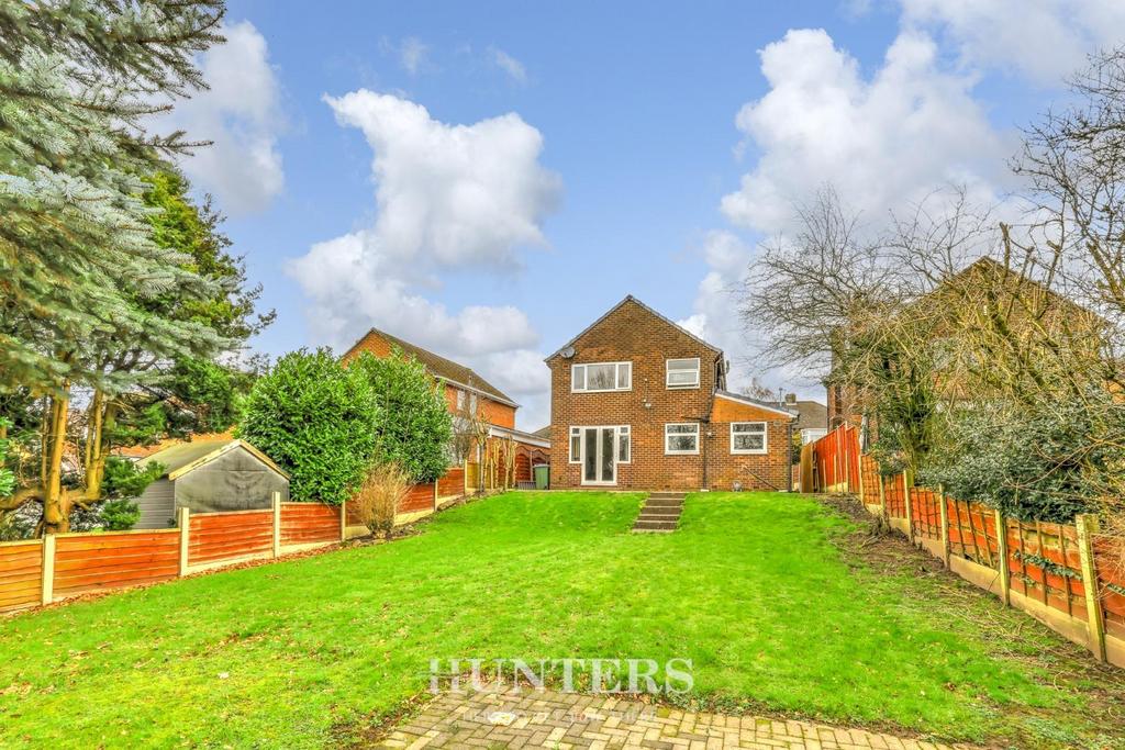 Broomfield Crescent, Middleton M24 3 bed house for sale £320,000