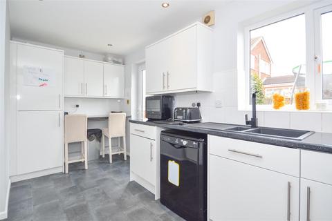 23 Badger Close, Durkar, Wakefield, WF4 3QD