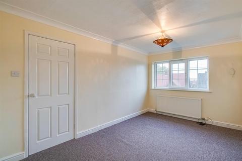 15 Top Orchard, Ryhill, Wakefield, WF4 2AZ