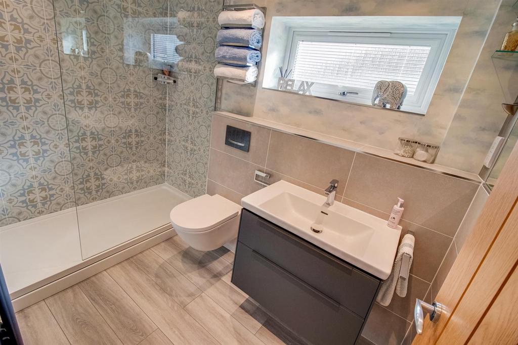 Shower room/w.c.