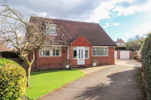 4 bedroom detached bungalow for sale, Manygates Lane, Wakefield WF2