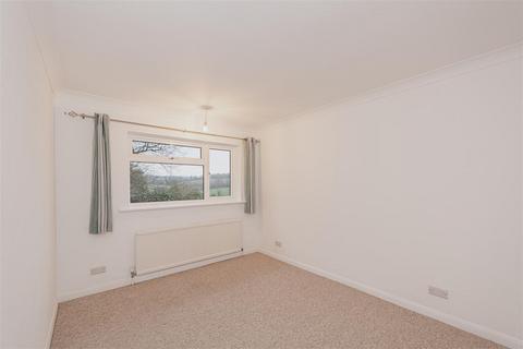 11 The Hayes, Epsom, KT18 6HB