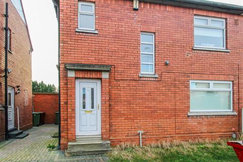 3 bedroom semi-detached house for sale - Wasdale Road, Wakefield WF2