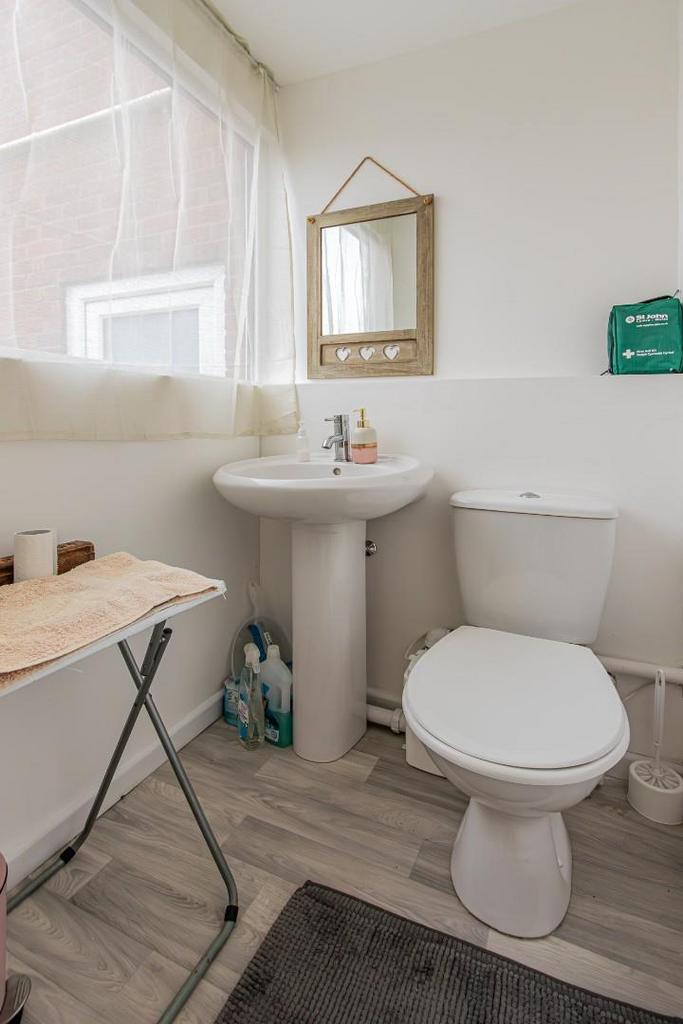 Ground WC