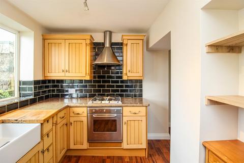 2 bedroom terraced house for sale, The Balk, Wakefield WF2