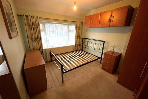 3 bedroom semi-detached house to rent - Needwood Road, Woodley, Stockport, SK6