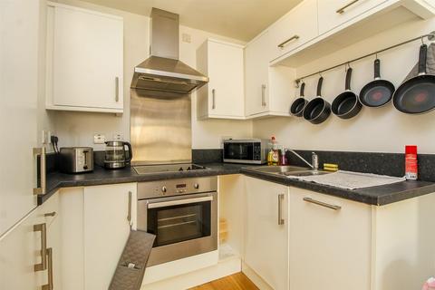 2 bedroom penthouse for sale, Hebble Wharf, Wakefield WF1