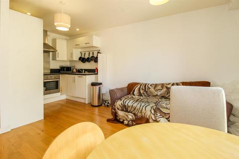 2 bedroom penthouse for sale, Hebble Wharf, Wakefield WF1