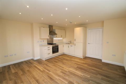 3, Henry Court Allamand Close, Church Crookham, Fleet, GU52 8AR