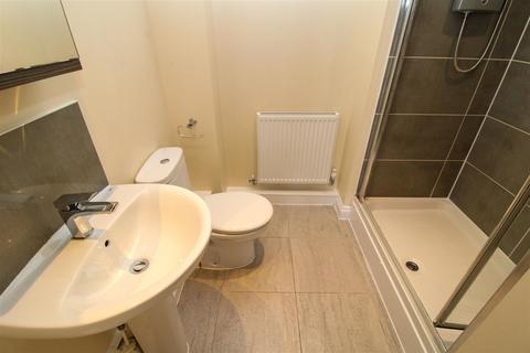 3, Henry Court Allamand Close, Church Crookham, Fleet, GU52 8AR