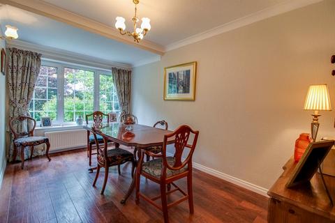 46 Walton Lane, Wakefield, WF2 6ET