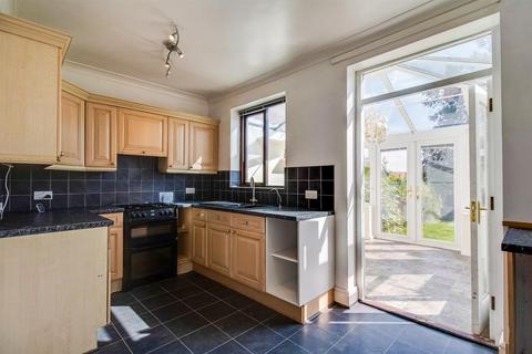 4 bedroom semi-detached house for sale, Wrenthorpe Lane, Wakefield WF2