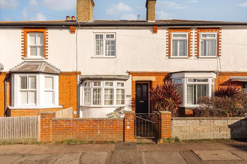 20 Lintons Lane, Epsom, KT17 1DD