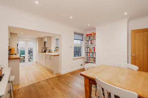 20 Lintons Lane, Epsom, KT17 1DD