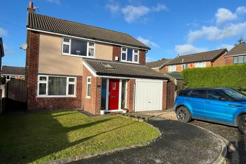 3 bedroom detached house for sale, Lees Road, Ashton-Under-Lyne OL6