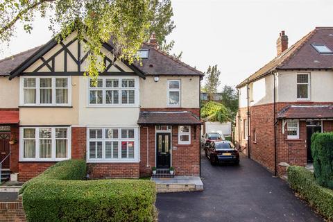 27 Ashleigh Avenue, Wakefield, WF2 9DA