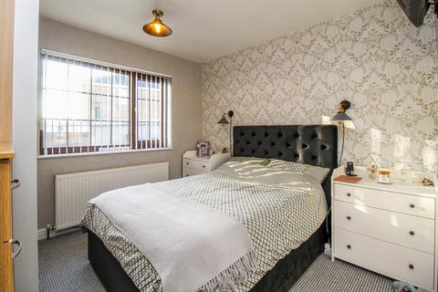 8 Lake Lock Drive, Stanley, Wakefield, WF3 4HL