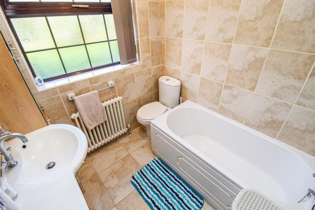 Bathroom/w.c.