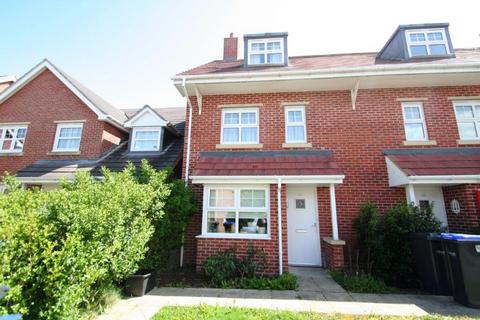 29 Sassoon Close, Salisbury, SP2 9LR
