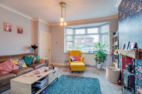 10 Thirlmere Drive, Tingley, Wakefield, WF3 1PU