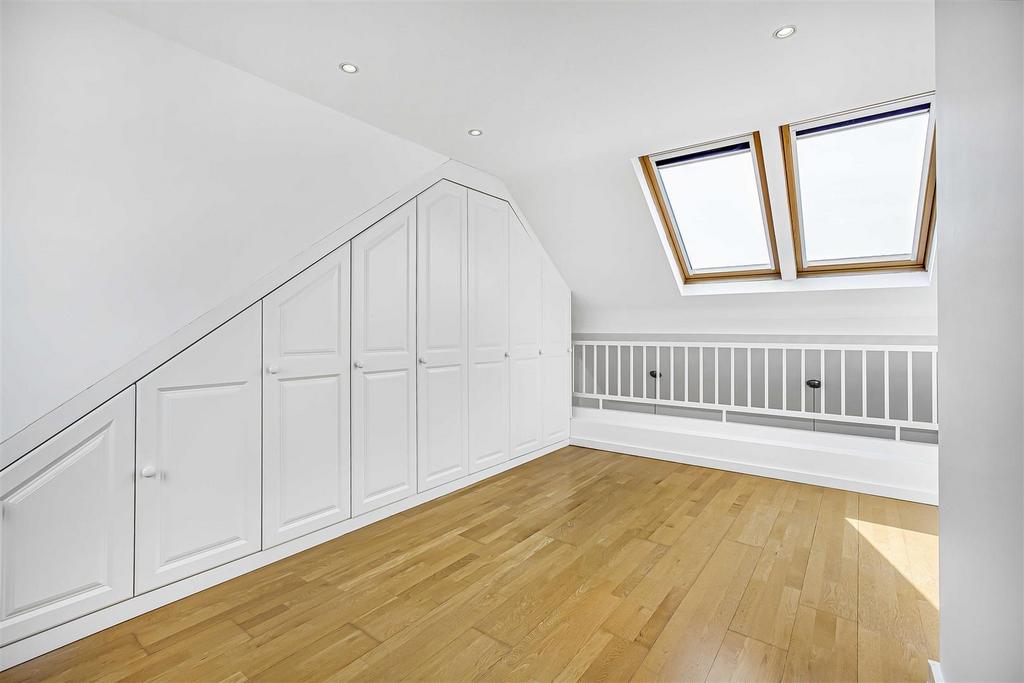 Bedroom1.jpg