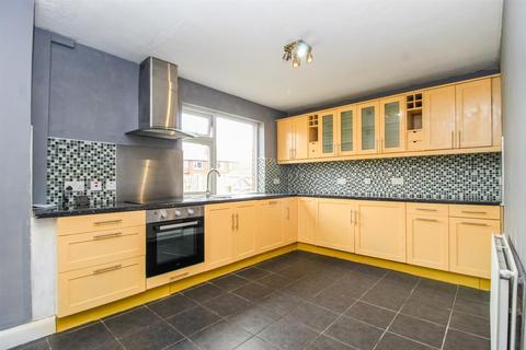 3 bedroom semi-detached house for sale, Andrew Crescent, Wakefield WF1
