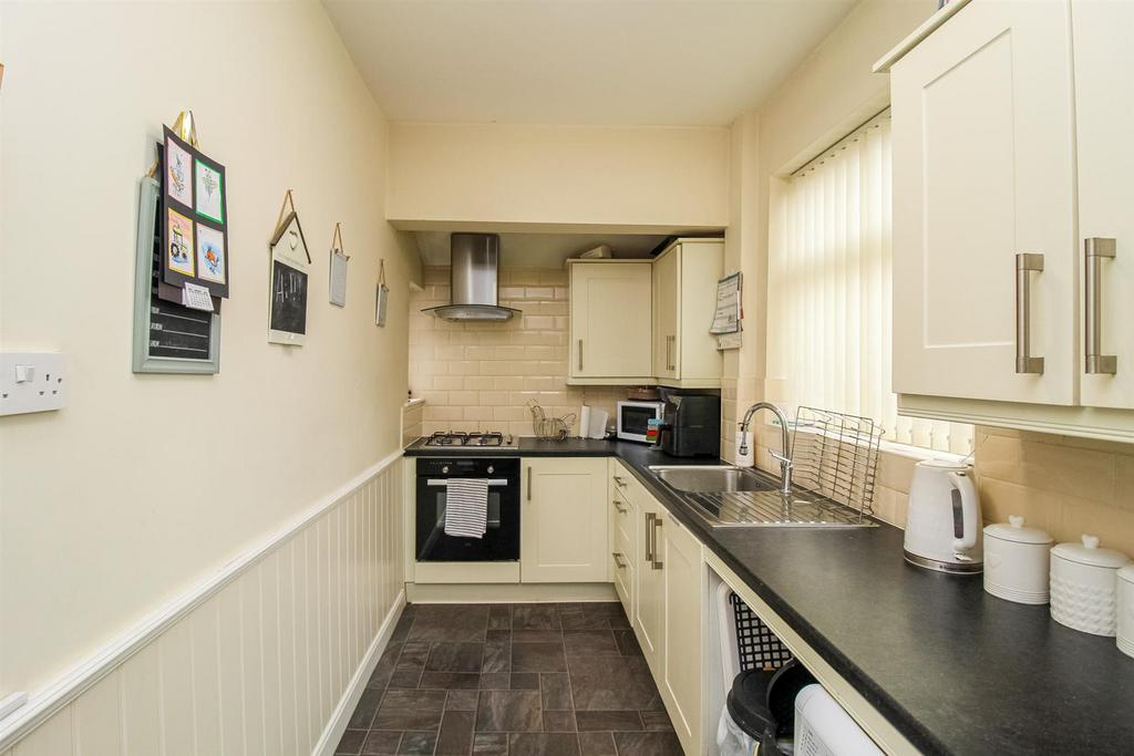 Seymour Street, Wakefield WF2 3 bed semidetached house for sale £250,000