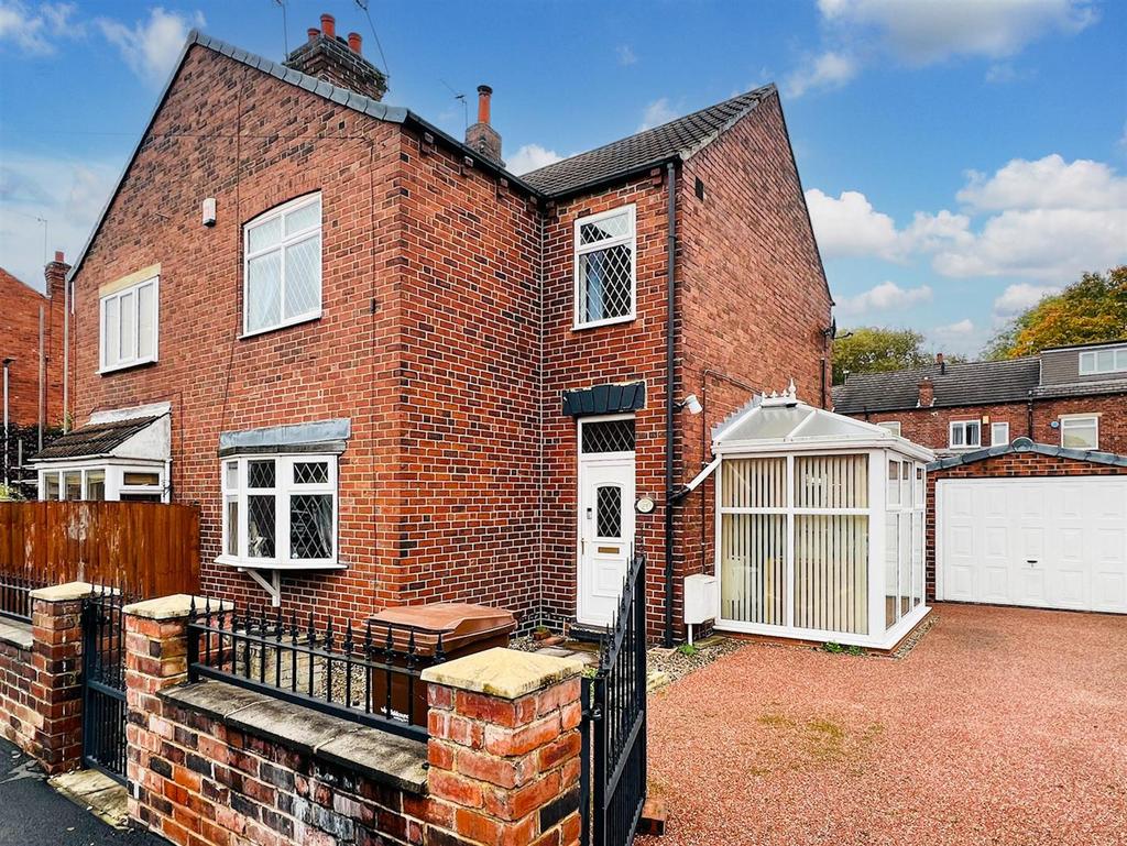 Seymour Street, Wakefield WF2 3 bed semidetached house for sale £250,000