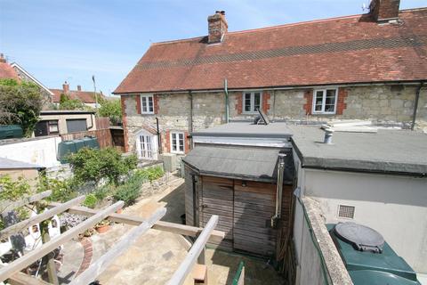 3 Jacksons Terrace, Tisbury, Salisbury, SP3 6HN