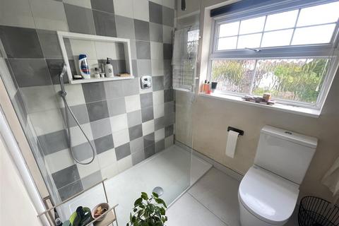 2 Sassoon Close, Salisbury, SP2 9LR