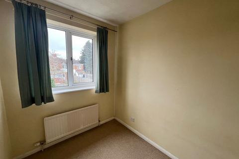 2 bedroom house to rent - 2 Bed House St Nicholas Close