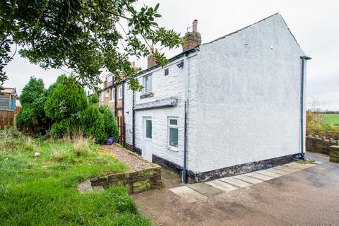 1 Pineapple Cottages, Warmfield, Wakefield, WF1 5TP