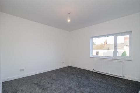 3 bedroom terraced house for sale - Oakes Street, Wakefield WF2