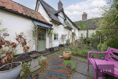 3 bedroom cottage for sale, The Street, Gasthorpe, Diss