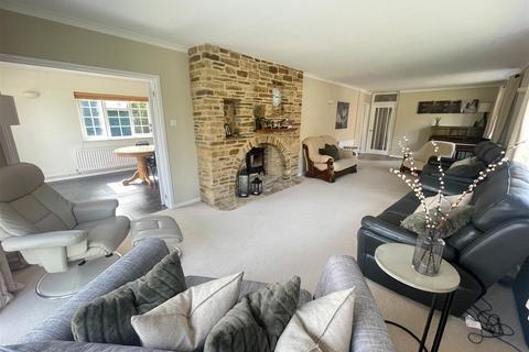 Pachumba Gomeldon Road, Winterbourne Gunner, Salisbury, SP4 6LR