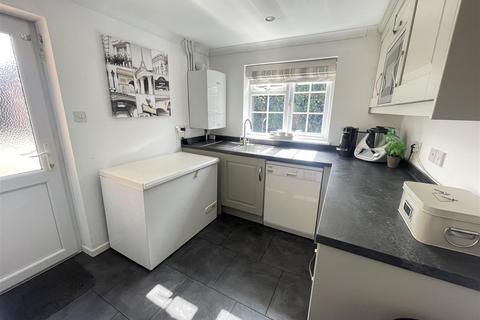 Pachumba Gomeldon Road, Winterbourne Gunner, Salisbury, SP4 6LR