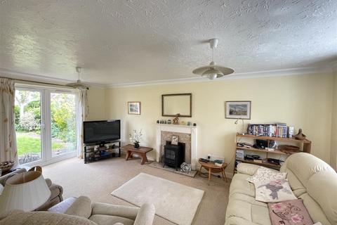 46 Apostle Way, Bishopdown, Salisbury, SP1 3GS