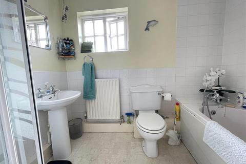 46 Apostle Way, Bishopdown, Salisbury, SP1 3GS
