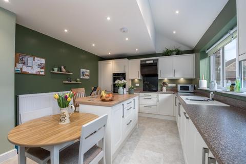 4 bedroom detached house for sale, The Green, Raskelf