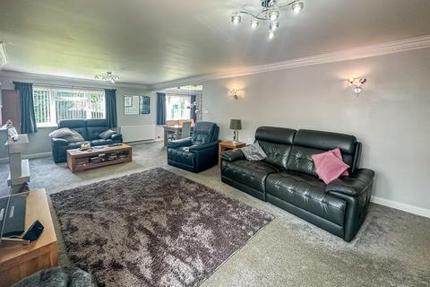 4 bedroom detached house for sale, Copper Beech Court, Wakefield WF2