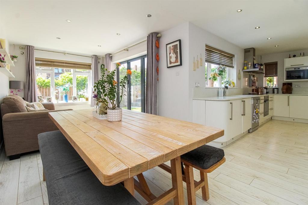 Open plan kitchen dining room