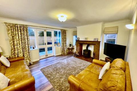 10 Sunderland Road, Wolviston, Billingham, TS22 5LZ