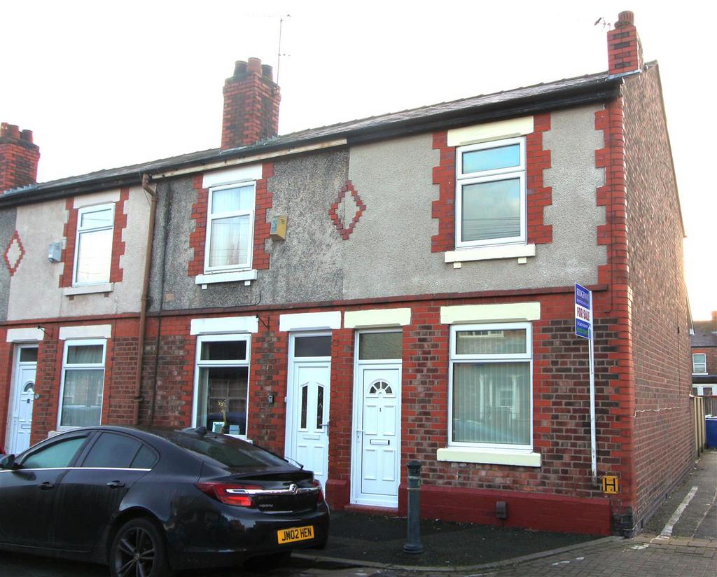 Oakwood Avenue, Warrington 2 bed end of terrace house for sale £140,000
