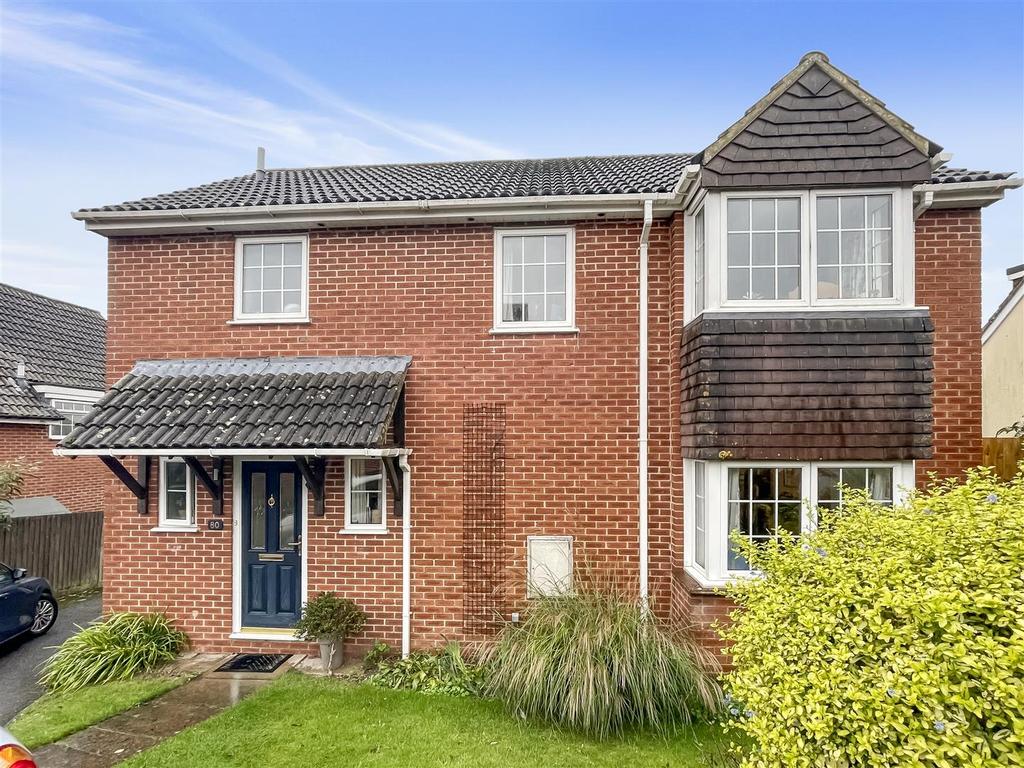 Hilltop Way, Salisbury SP1 4 bed detached house for sale £455,000