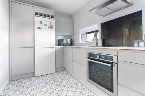 14 Berkeley Close, Ware, SG12 0BP